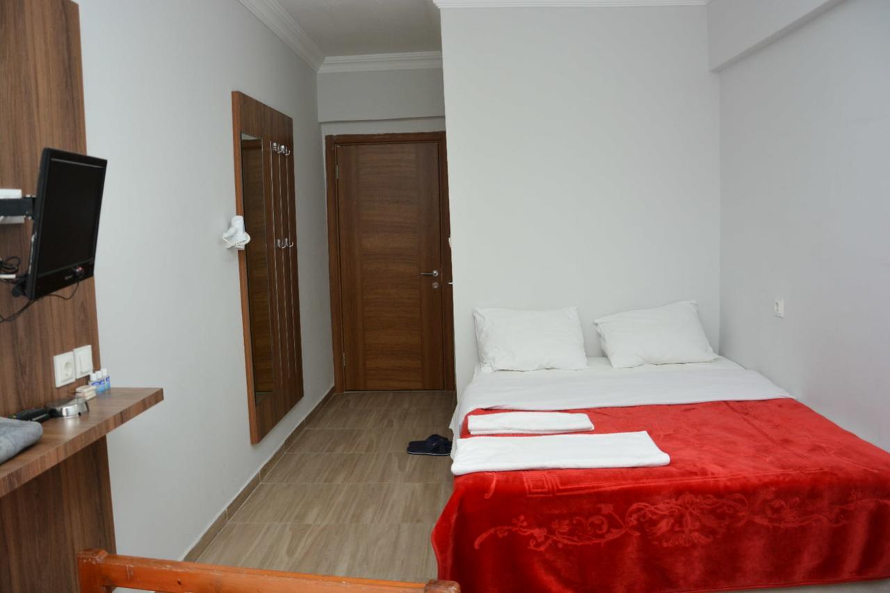 Hotel Altug 伊斯帕尔塔 外观 照片